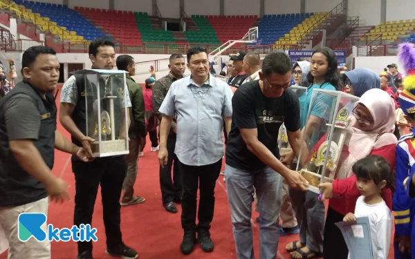 Thumbnail Berita - Kodim 0818 Sukses Gelar Kanjuruhan Drumcorps Sympony, Ini Daftar Juaranya