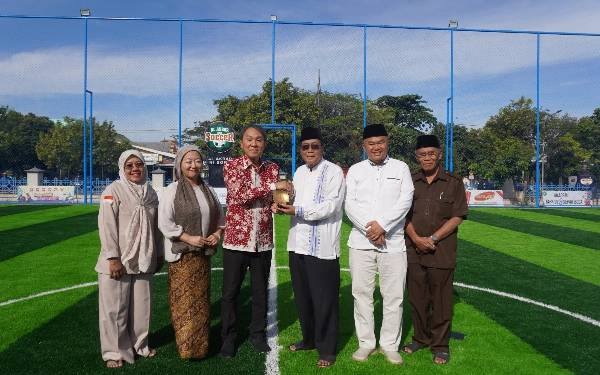 Thumbnail Berita - WOW! Kagumi "Mini Soccer" Al Akbar, Konjen Janji Ajak Pelajar Jepang Main Laga Persahabatan