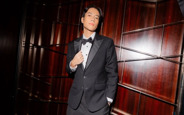 Thumbnail Berita - Breaking News! Penyanyi Vidi Aldiano Meninggal Dunia