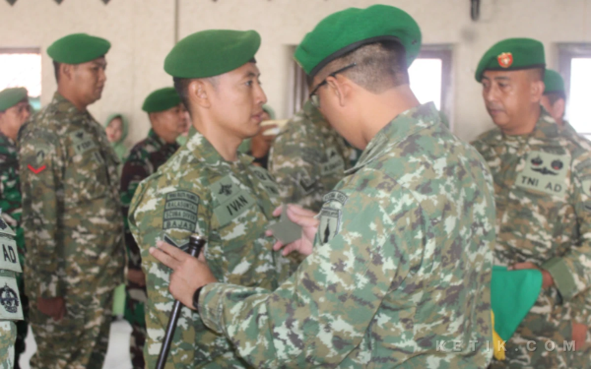 Thumbnail Berita - Korps Raport Kodim 0823 Situbondo, Momen Kenaikan Pangkat hingga Perpisahan Penuh Makna