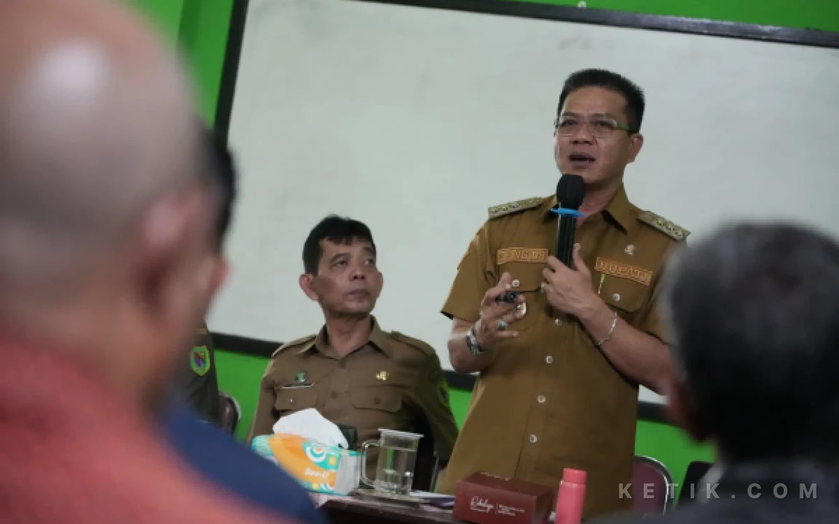 Thumbnail Berita - Bupati Bandung Ancam Segel Perusahaan yang Abaikan Kewajiban 10% Lahan untuk Kolam Retensi