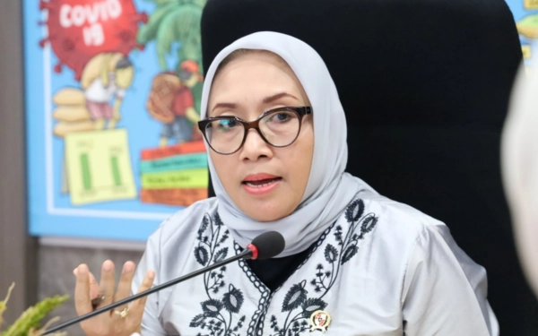 Thumbnail Berita - Profil Arifatul Choiri Fauzi, Menteri Prabowo yang Jadi Ketua PP Muslimat Baru Gantikan Khofifah