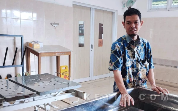 Thumbnail Berita - Urus Jenazah Pasien Sebaiknya di Rumah Sakit, Dokter RSUD Pacitan Papar Alasannya