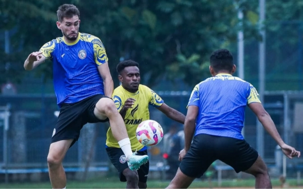Thumbnail Berita - Prediksi Susunan Pemain Liga Indonesia All Star vs Arema FC di Piala Presiden 2025
