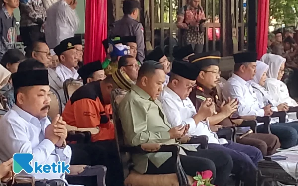 Thumbnail Berita - Momen Maulid Nabi Muhammad, Waka DPRD Kabupaten Malang Ajak Warga Jaga Kerukunan