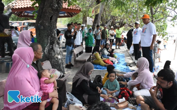 Thumbnail Berita - Wisata Bahari Pasir Putih Situbondo Berbenah, Wisatawan Dijamu Hiburan Tiap Bulan di 2026