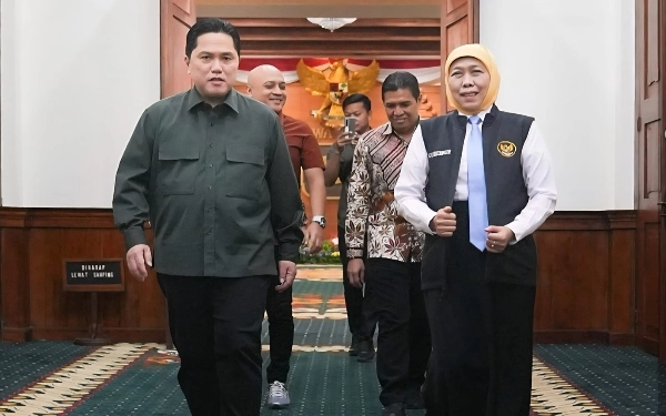 Thumbnail Berita - Sabtu Pagi! Erick Thohir "Gedor" Grahadi Bertemu Khofifah, Siapkan Kejutan untuk Sepak Bola Jatim?