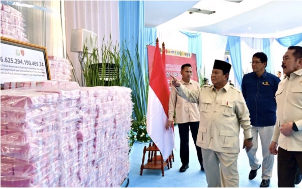 Thumbnail Berita - Kejagung Pastikan Uang Rp6,6 Triliun yang Diserahkan ke Negara Bukan Pinjam Bank