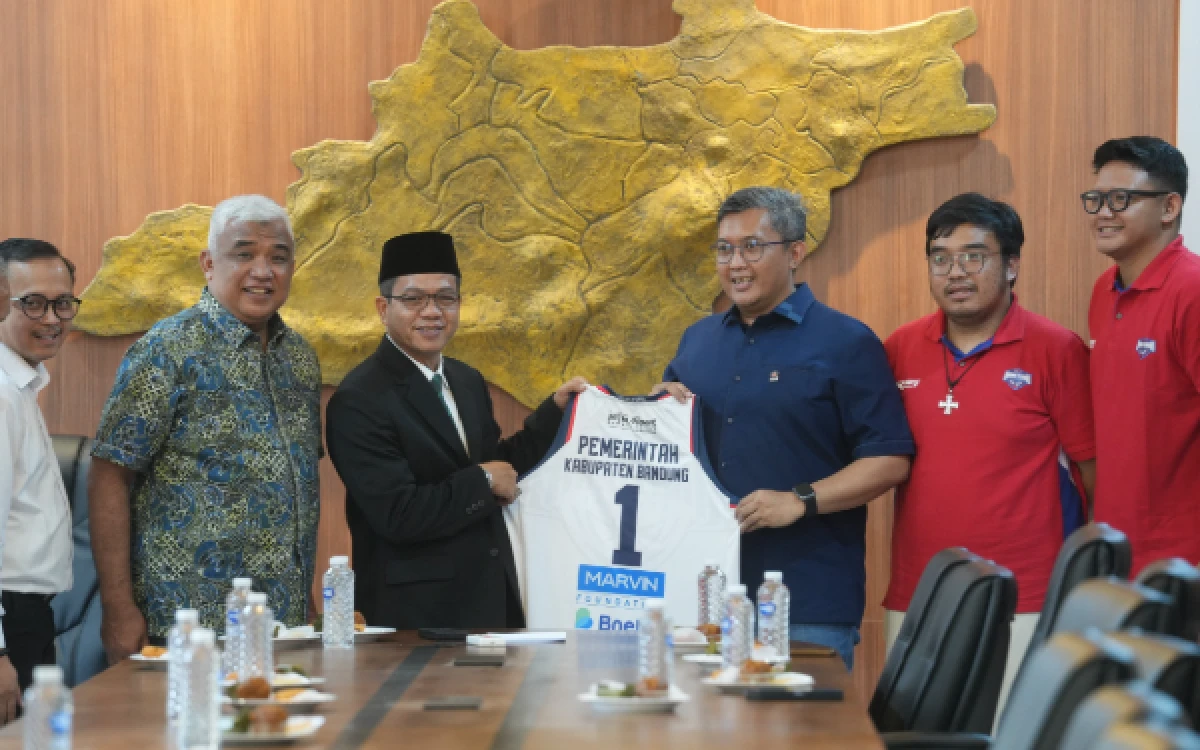 Thumbnail Berita - Si Jalak Harupat Dibuka untuk Investasi, Pemkab Bandung Bidik Pendapatan dari Aset Olahraga