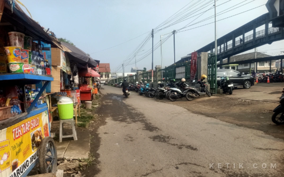 Thumbnail Berita - Pemkab Lebak Siapkan Penataan Kawasan Sekitar Stasiun Rangkasbitung, Dua Investor Ajukan Konsep Pengembangan