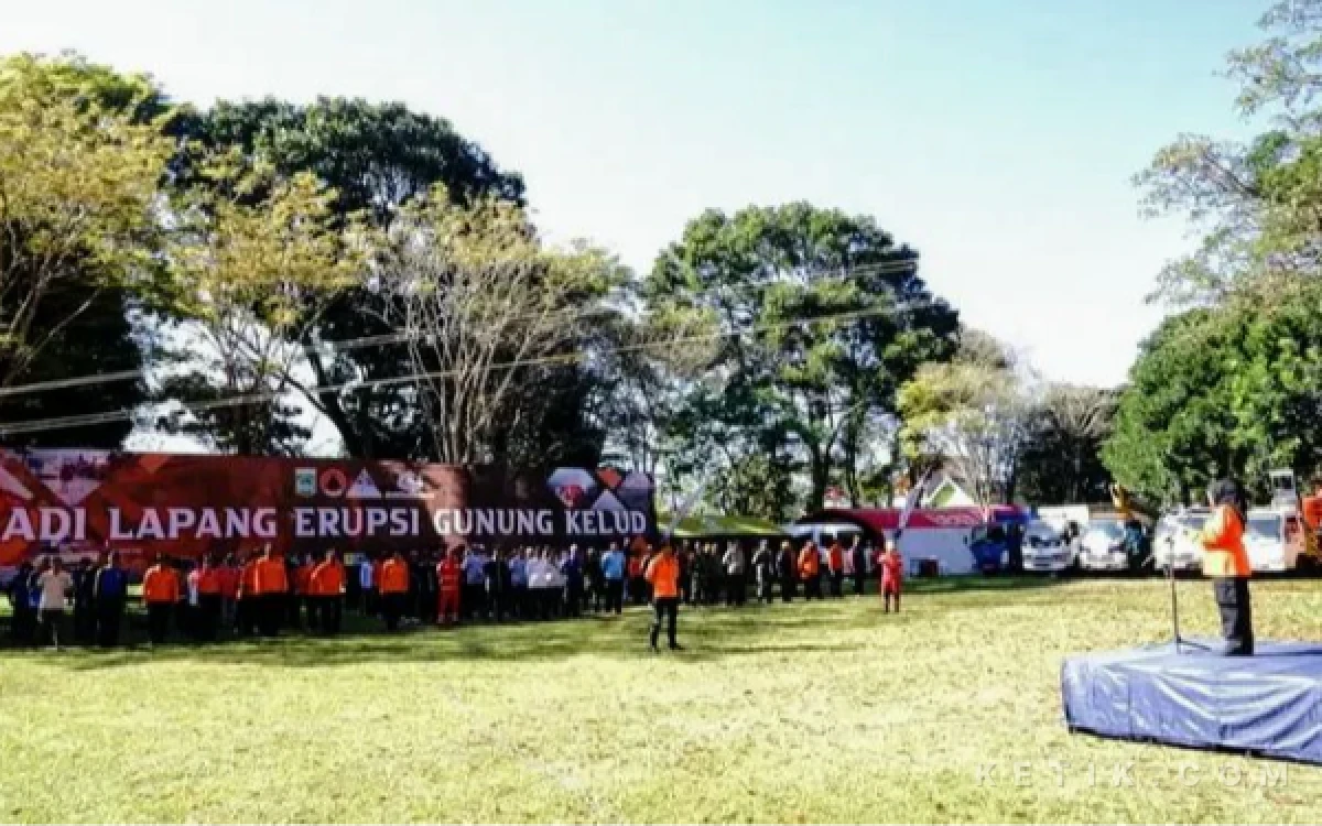 Thumbnail Berita - Wabup Malang Pimpin Simulasi Erupsi Gunung Kelud, Ribuan Personel Diuji Hadapi Kondisi Darurat ‎