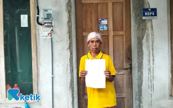 Thumbnail Berita - Direktur NKI Pantau Pemasangan Listrik Gratis di Situbondo hingga Banyuwangi