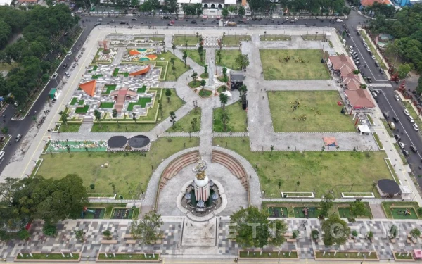 Thumbnail Berita - Alun-Alun Jayandaru Sidoarjo Kado Harjasda, DLHK Minta Masyarakat Ikut Menjaga