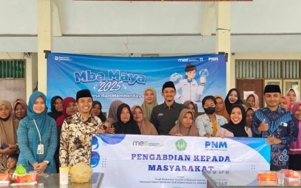 Thumbnail Berita - STEBIA Bangkalan dan PD MES Bantu Ibu-Ibu UMKM Naik Kelas Lewat Literasi Keuangan Syariah
