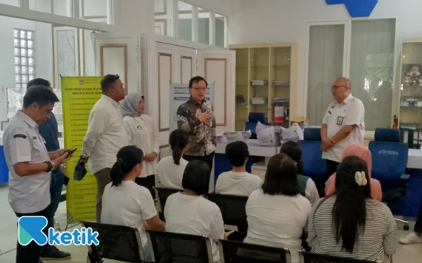Thumbnail Berita - Siapkan Migran Center, Wabup Malang Koordinasi dengan Kemenko PM