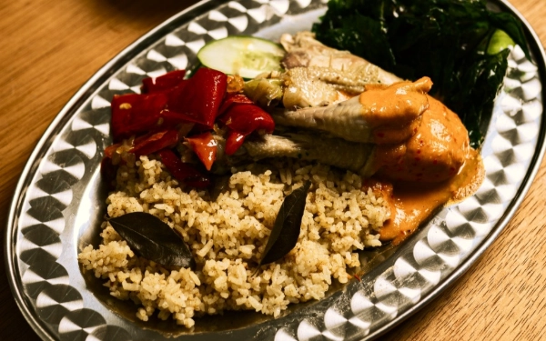 Thumbnail Berita - Ayam Poplo Hadir di Kota Malang, Sajikan Ayam Pop Khas Minang dengan Harga Terjangkau