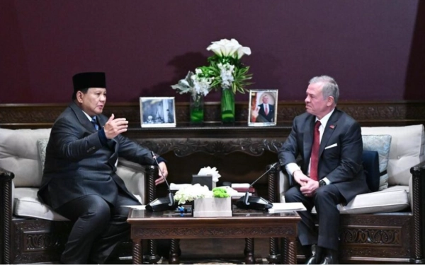 Thumbnail Berita - Bertemu Sahabat Lama Raja Abdullah II Yordania, Prabowo Bahas BoP Hingga Perdamaian Palestina-Israel