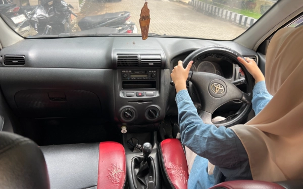 Thumbnail Berita - Hindari Makanan Ini Agar Tidak Ngantuk saat Nyetir