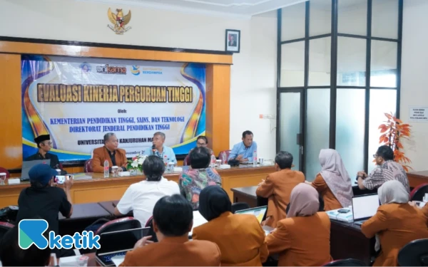 Thumbnail Berita - Tingkatkan Mutu Akademik, Unikama Sambut Tim Evaluasi Kinerja dari Kemendikti Sanitek