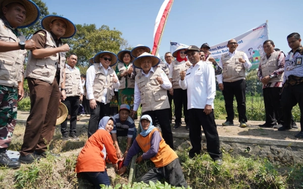 Thumbnail Berita - Cegah Sengketa, Bupati Malang Canangkan Pemasangan Patok Tanah di Ngantang