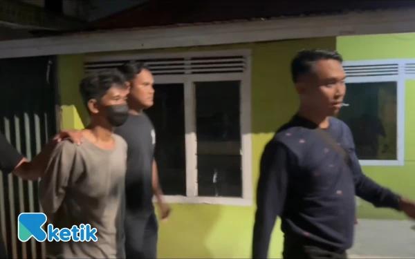 Thumbnail Berita - Sempat Buron, Dedek Pelaku Utama Penusukan Sopir Truk di Macan Lindungan Palembang Akhirnya Ditangkap