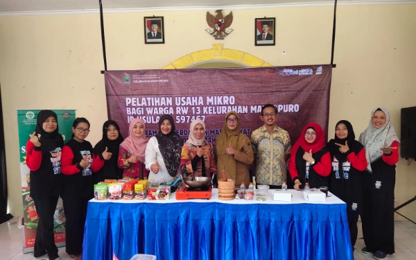Thumbnail Berita - Kota Malang Bangun Klaster Sambal Pecel, 45 Warga RW 13 Madyopuro Ikuti Pelatihan UMKM