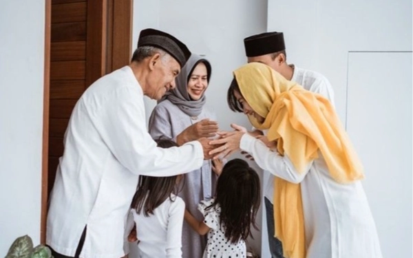 Thumbnail Berita - Cara Jawab Pertanyaan "Kapan Nikah?" saat Lebaran