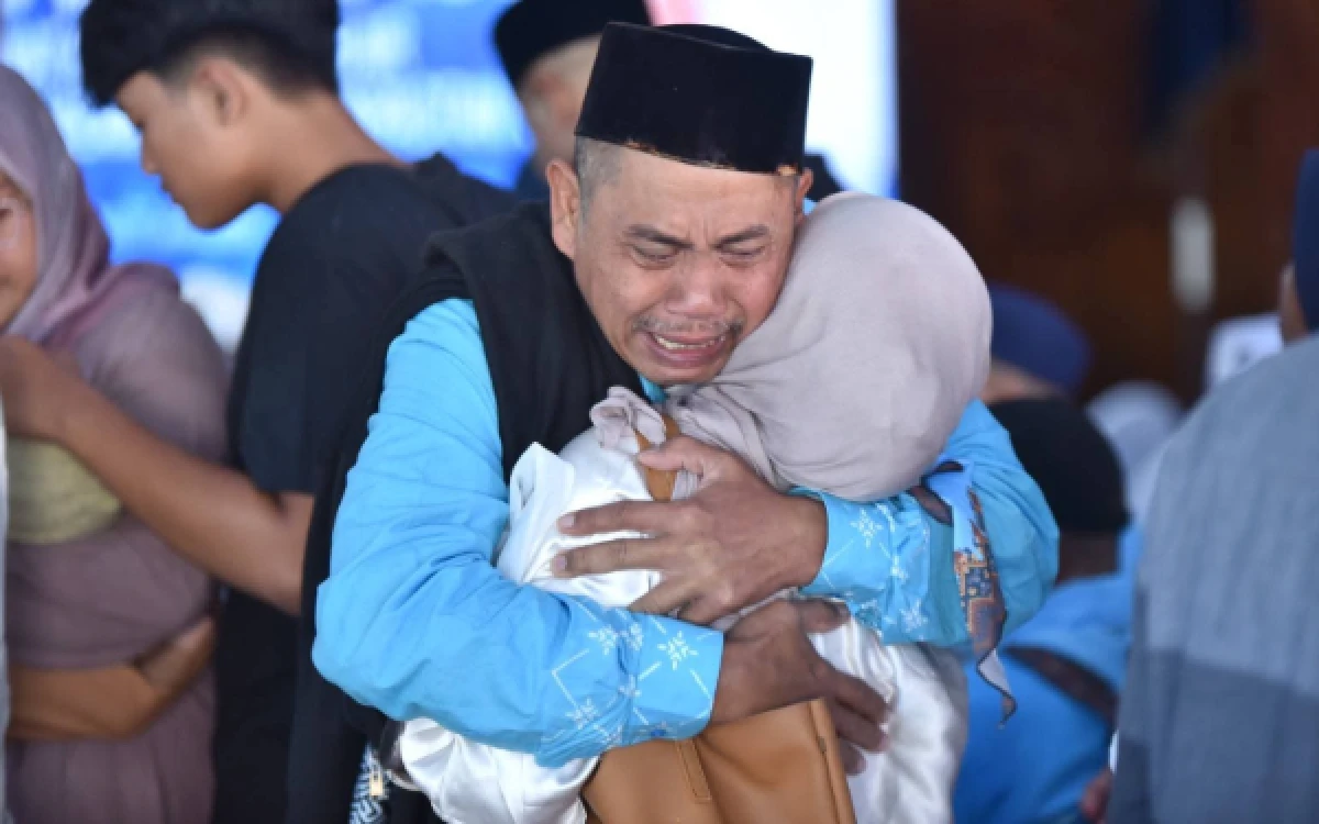 Thumbnail Berita - 246 Jamaah Haji asal Pacitan Tiba dengan Selamat, Satu Masih Jalani Perawatan di Arab Saudi