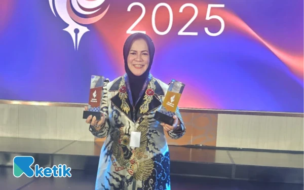 Thumbnail Berita - LLDIKTI Wilayah VII Jawa Timur Borong Tujuh Penghargaan di Anugerah Diktisaintek 2025