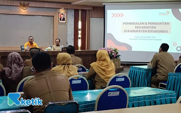 Thumbnail Berita - Bupati Situbondo Tekankan Penguatan Peran Kecamatan dalam Pembangunan Daerah