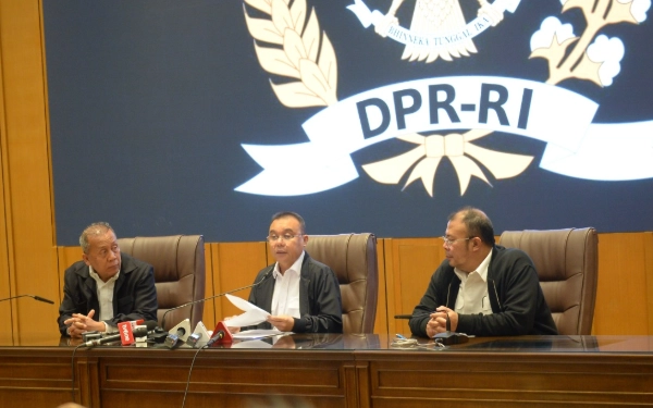 Thumbnail Berita - Efek 17+8 Tuntutan Rakyat, DPR Akhirnya Hentikan Tunjangan Perumahan