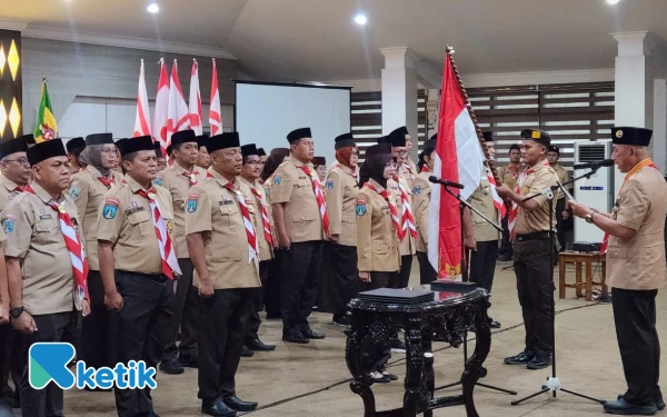 Thumbnail Ketua Pramuka Jatim Arum Sabil Lantik Kamabicab Termuda Se-Indonesia, Ini Sosoknya