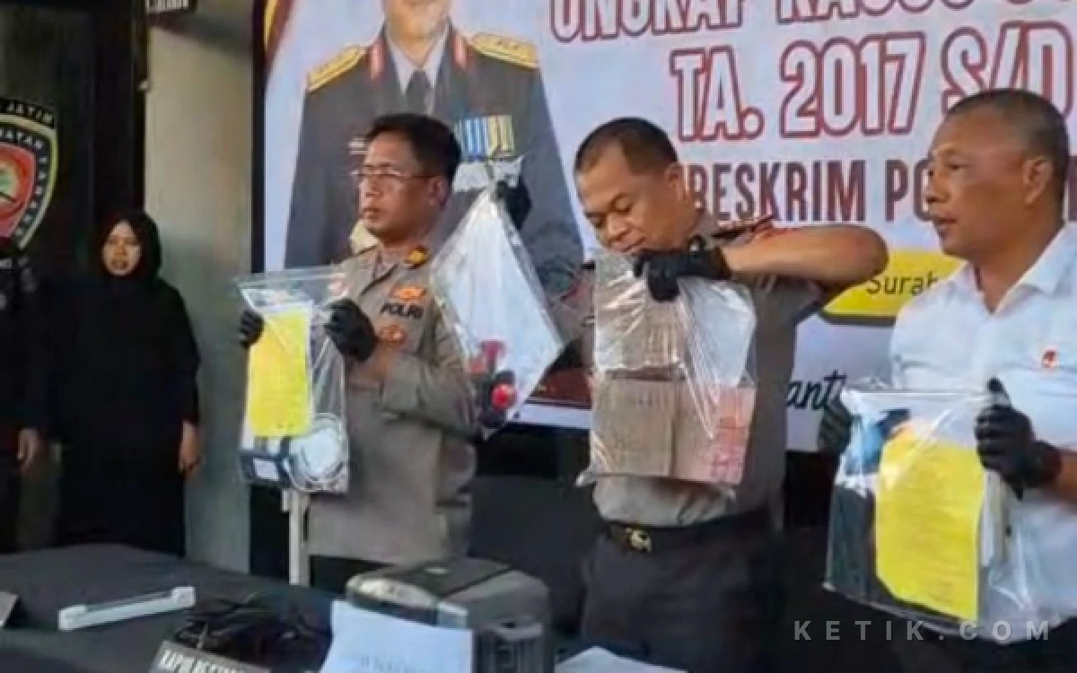 Thumbnail Berita - 14 Joki UTBK Ditangkap Polisi Sudah Beroperasi 9 Tahun, Raup Rp290 Juta!