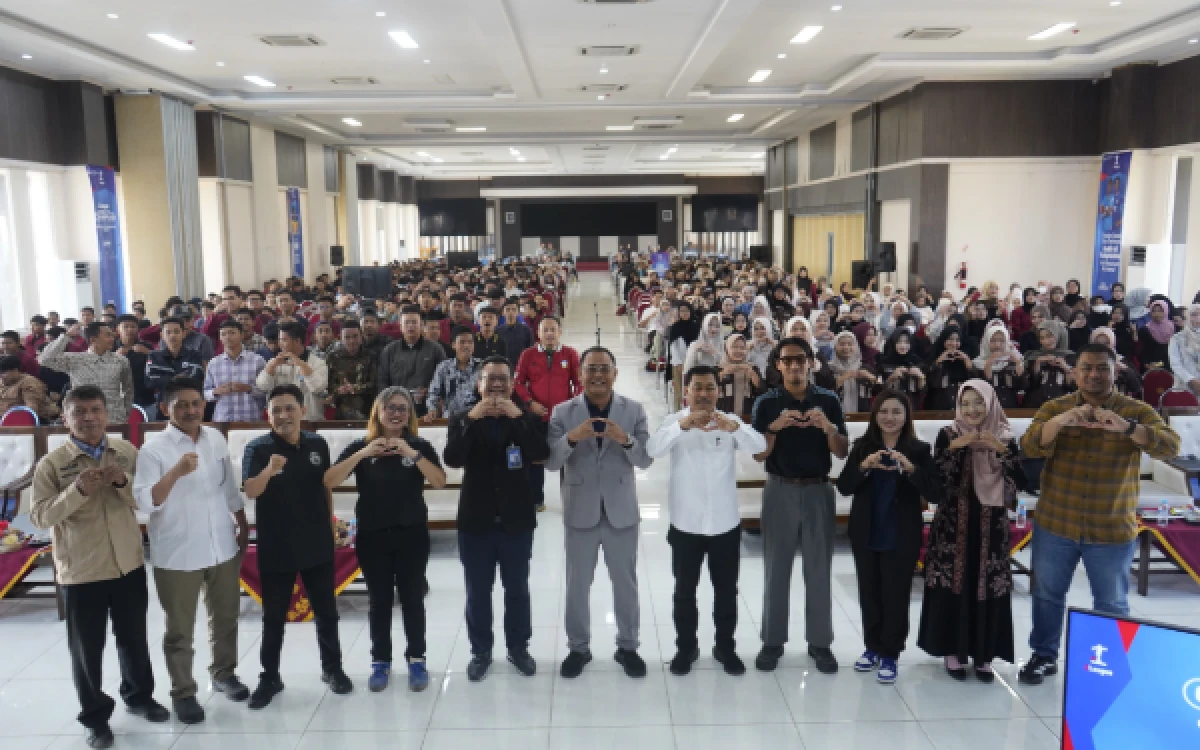Thumbnail Berita - iLeague BRI Goes to Campus UMM: Tak Harus Jadi Pemain, Industri Sepak Bola Buka Peluang Karier bagi Mahasiswa