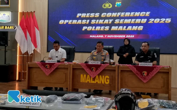 Thumbnail Berita - Polres Malang Ungkap 186 Kasus pada Operasi Sikat Semeru 2025
