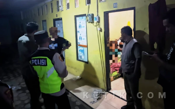 Thumbnail Berita - Sejoli Kepergok Berduaan di Kosan Pacitan saat Razia Ramadan, Empat Tak Lapor Adminduk