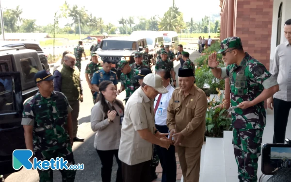 Thumbnail Menhan Tinjau SMA Taruna Nusantara di Malang,  240 Peserta Didik Sudah Jalani KBM
