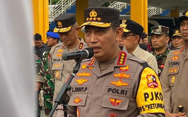 Thumbnail Berita - Aksi Ajudan Kapolri Tampar Kepala dan Ancam Jurnalis di Semarang Tuai Kecaman