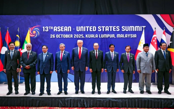 Thumbnail Berita - Dulu Musuh di Medan Tempur, Kini Prabowo Sambut Timor Leste Jadi Anggota ASEAN