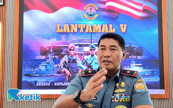 Thumbnail Berita - Dari Lari Pagi Hingga Lantamal V! Kisah Inspiratif Laksma Arya Delano dan Didikan "Suangar" Sang Bapak