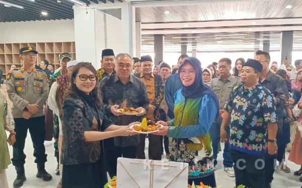 Thumbnail Berita - Swalayan KDS Situbondo Dibuka Kembali, Komitmen Hadirkan Produk Berkualitas