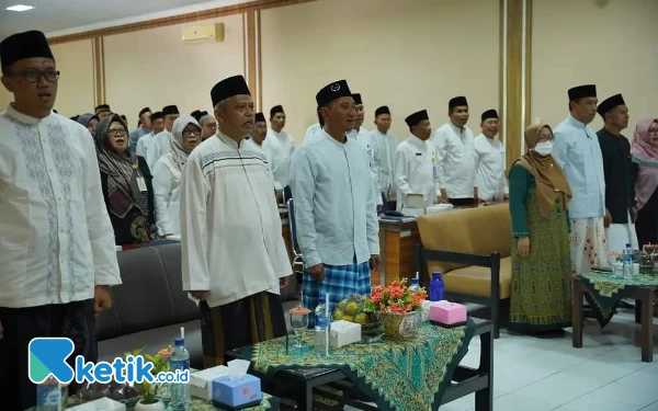 ASN Pacitan Bergaya Santri Selama Sepekan, Ini Alasannya