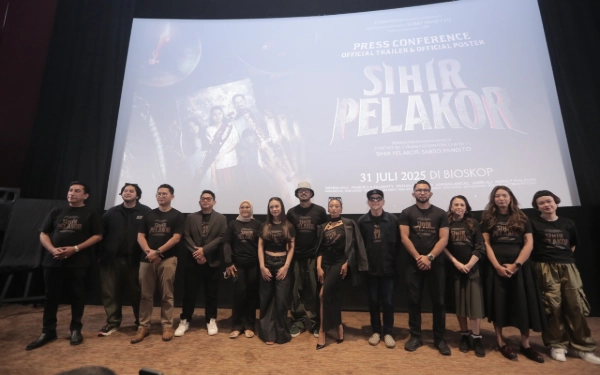 Thumbnail Berita - Starvision Rilis Trailer dan Poster Film Horor "Sihir Pelakor", Angkat Kisah Nyata Viral