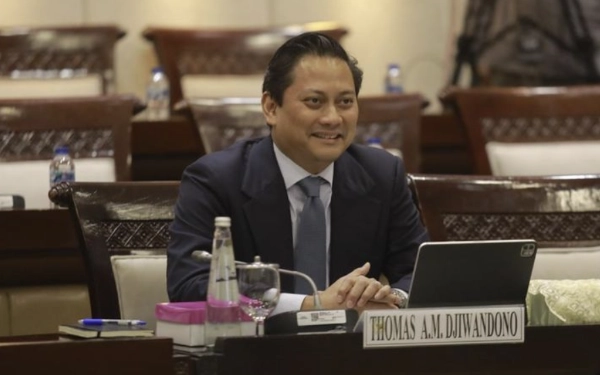 Thumbnail Berita - Sah! Thomas Djiwandono Keponakan Prabowo Resmi Jadi Deputi Gubernur BI