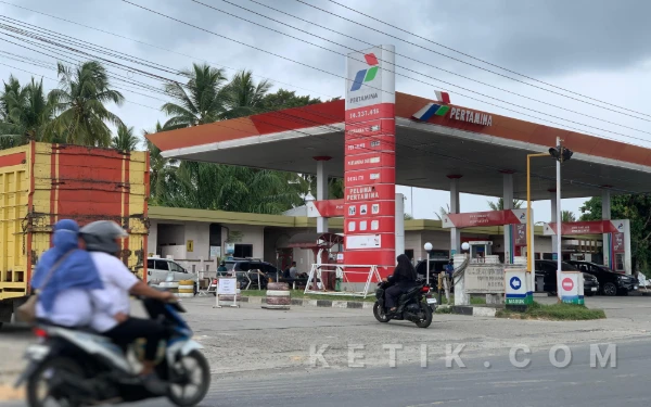 Thumbnail Diduga Timbun Solar Subsidi dari SPBU Susoh, Isu Mobil "Si Bos" dan Bekingan Tersebar