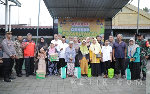 Foto Selain berbelanja langsung untuk 