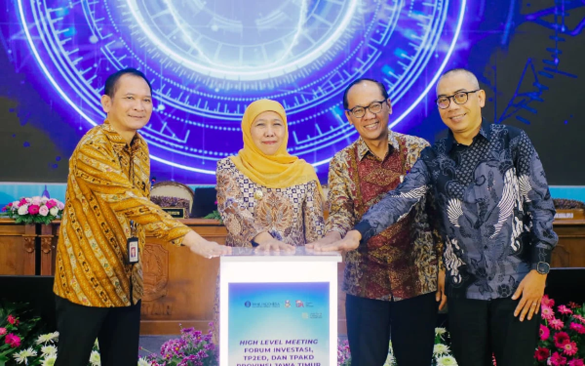 Thumbnail Berita - Gubernur Khofifah Pimpin HLM Forum Investasi! Optimis Perkuat Investasi, Pertumbuhan Ekonomi dan Percepat Kesejahteraan Masyarakat