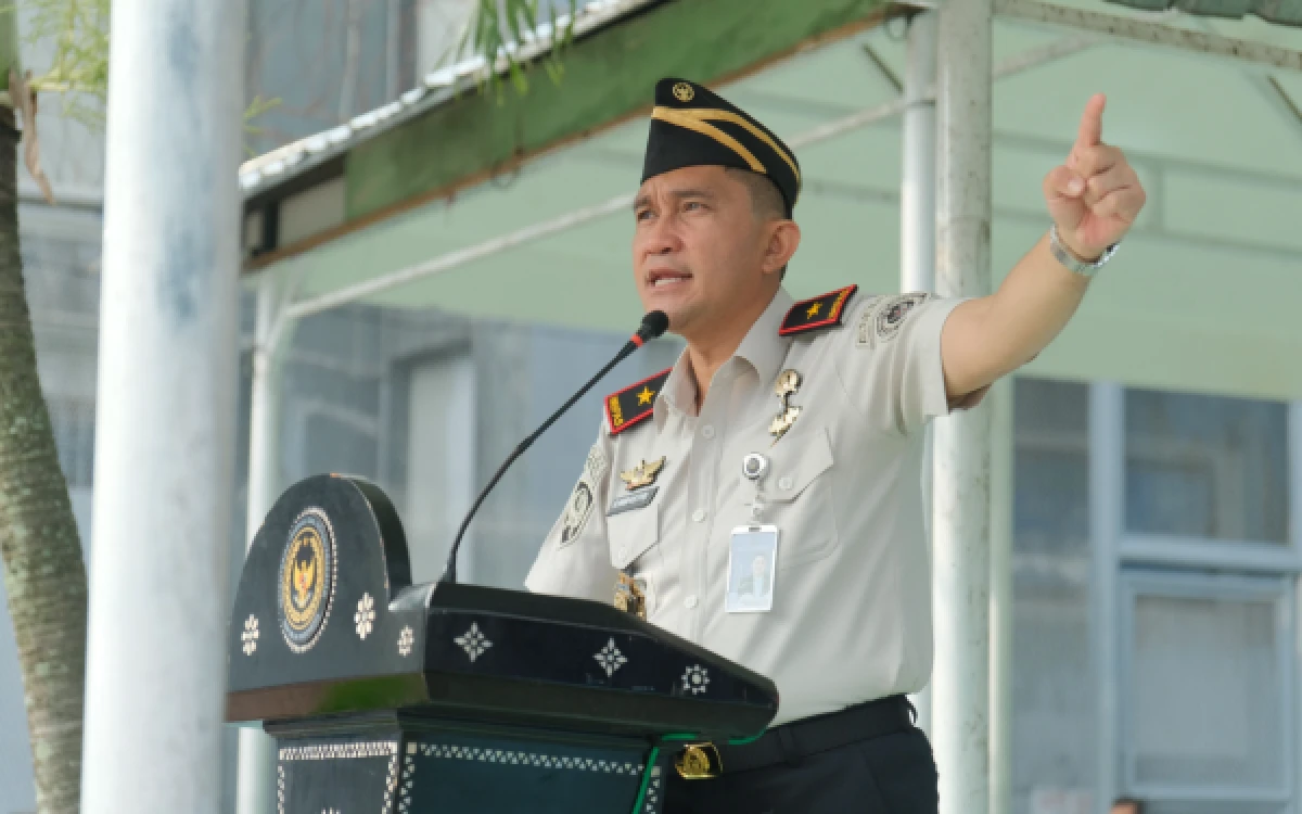 Thumbnail Berita - Gebrakan Kalapas Kelas I Malang, Canangkan Bulan Membangun SDM untuk Pelayanan Prima