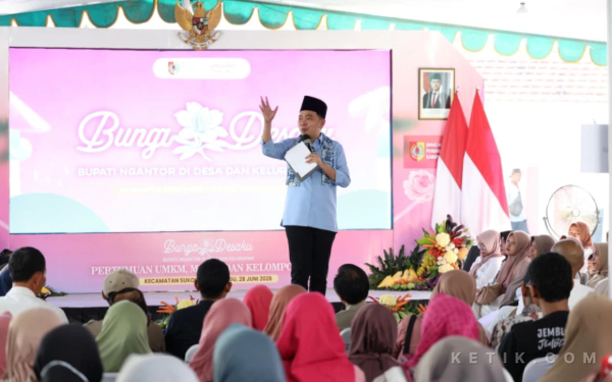 Thumbnail Berita - Bunga Desaku di Sukorambi, Gus Fawait Percepat Layanan Publik hingga Tingkat Desa