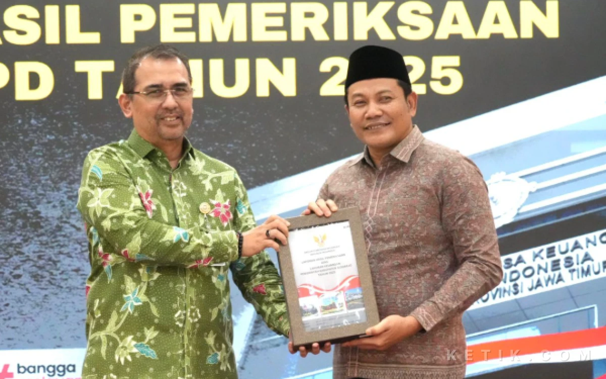 Thumbnail Berita - Bupati Subandi Terima Opini WTP dari BPK Perwakilan Jatim untuk LKPD Pemkab Sidoarjo 2025